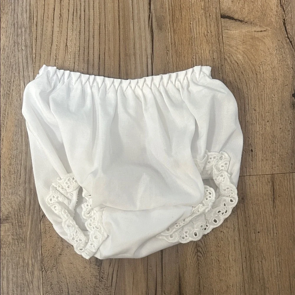 White Kids Bloomers with Burgundy Appliqué Paw Prints